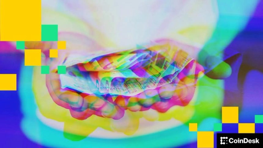 Bitcoin, Ether Drop Leads to $370 Million in Long Liquidations