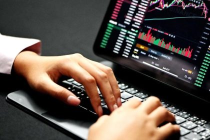 Over $9 billion flees BTC and ETH ETFs in four months