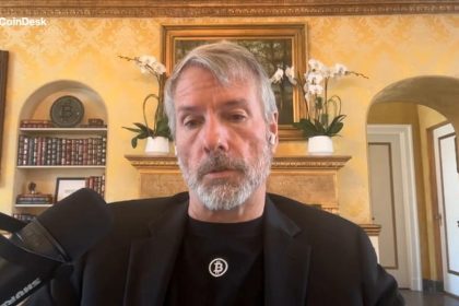 Saylor blamed AI for bitcoin crash. Arca has one word for that: Nonsense