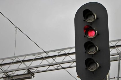 The bond market is flashing a clear signal on interest rates. Bitcoin bulls should take note