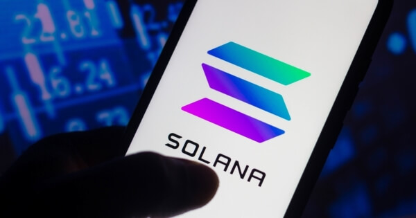 SOL Price Prediction: Smart Money Is Loading Long, But the $89 SMA 200 Will Have the Last Word