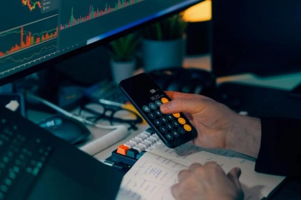Trader Peter Brandt wants to dump bitcoin for gold. Here's why