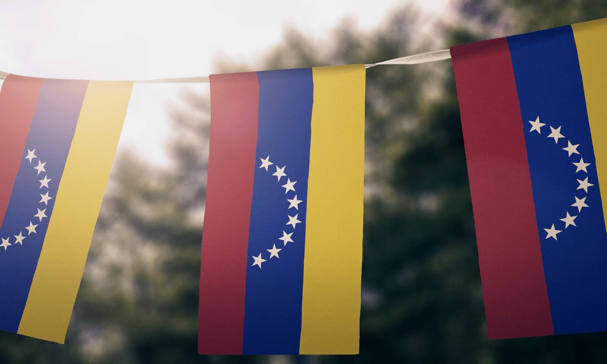 ZachXBT Turns Unwanted Meme Coin Donations Into $41K for Venezuela Relief